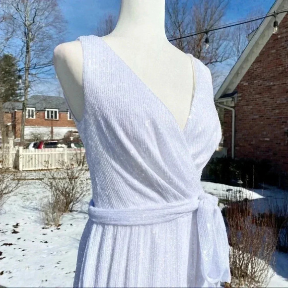 NWT Sachin and Babi Somers Sequin White Wedding Jumpsuit Wide Leg White Wedding - Picture 7 of 17